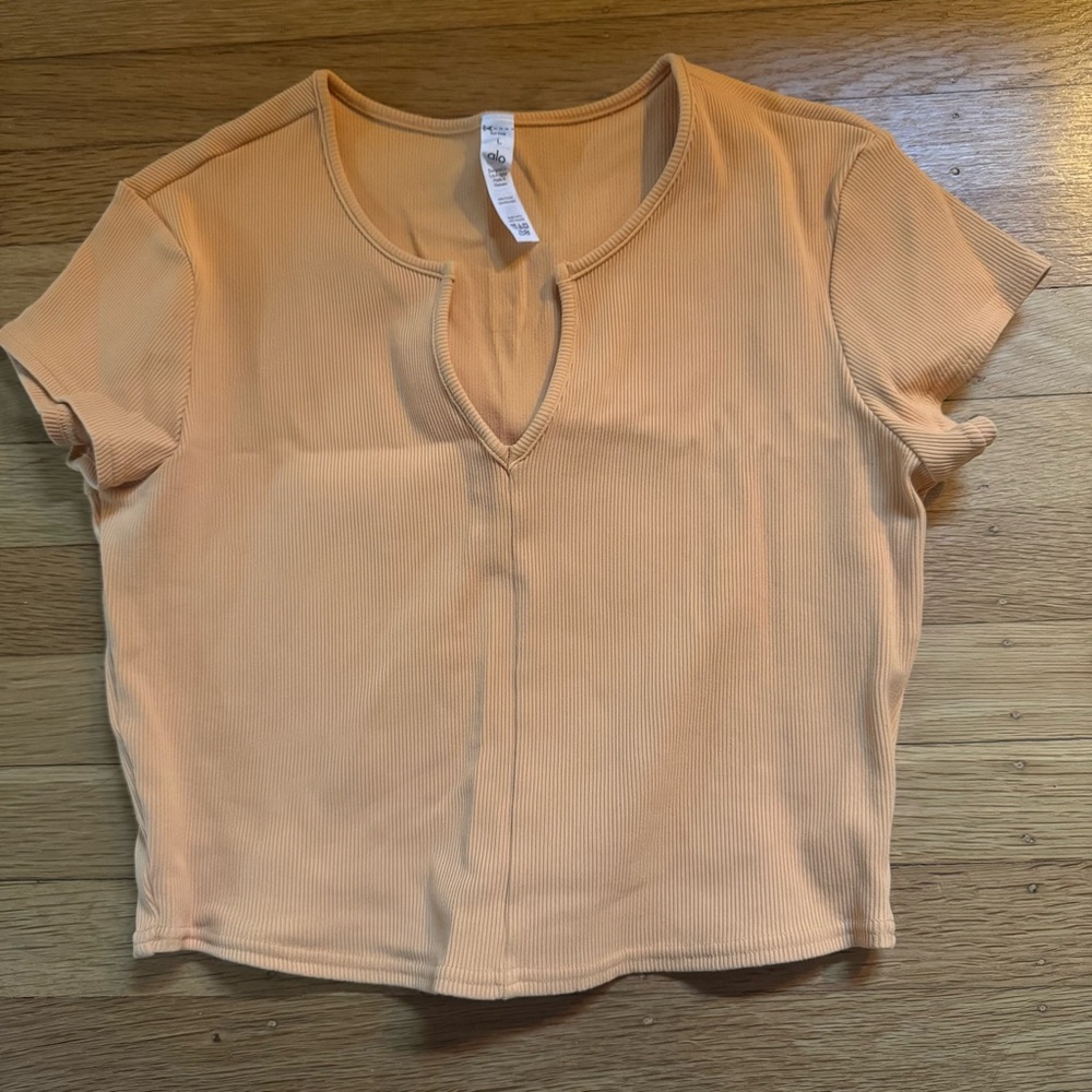 ALO Yoga Yellow Crop Top Ribbed Top Size Large - Picture 3 of 7